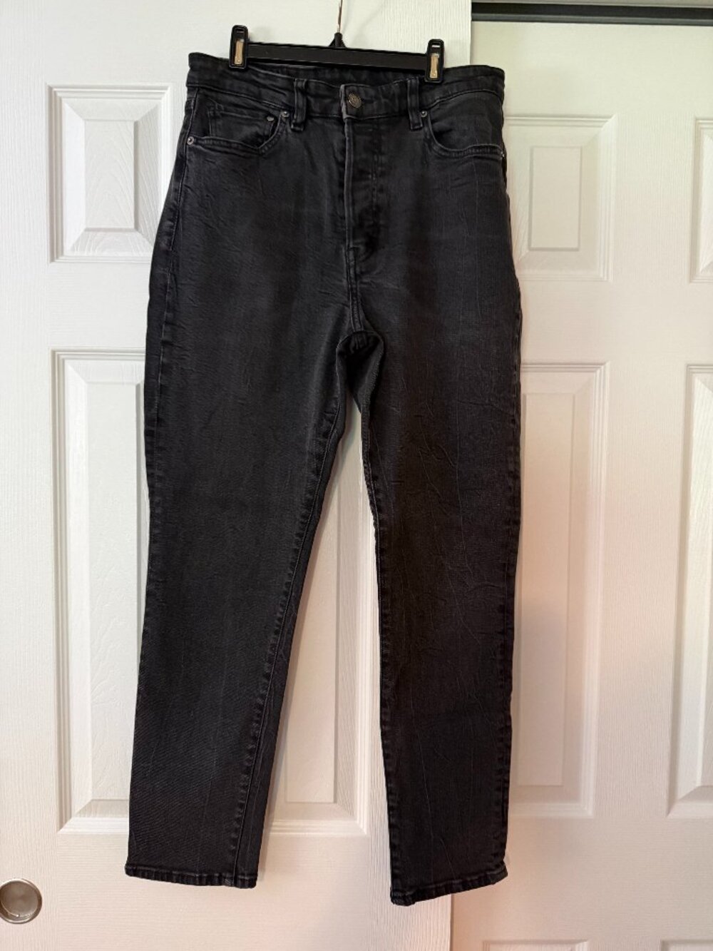 H&M Black High Waist Mom Jeans Size 8 Button Fly Stretch